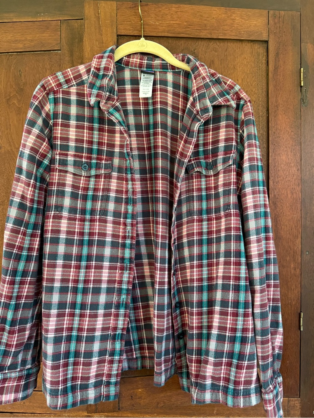 Women’s  Plaid Flannel Shirt - Burgandy  Green Plaid